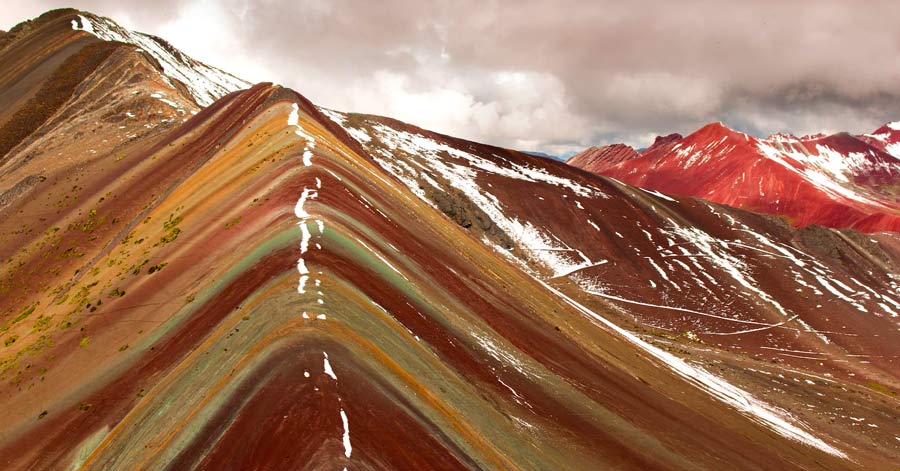 Vinicunca Rainbow Mountain is the Most Unusual Places in The World