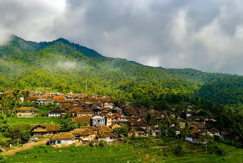 Emergency Indonesian Phrases for exploring local villages